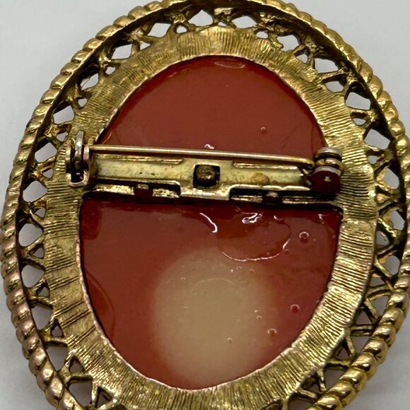Vintage Cameo Style Brooch With Rhinestone Necklace & Ornate Gold-Toned Frame - Picture 9 of 16